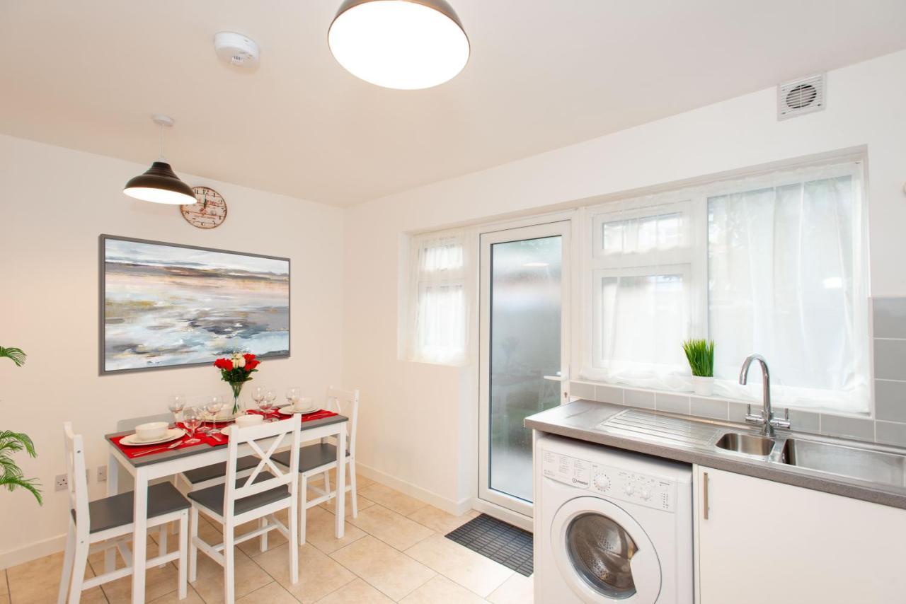 Stunning Four Bedroom House Close To Excel, O2 & Central London With Free Parking Eksteriør bilde