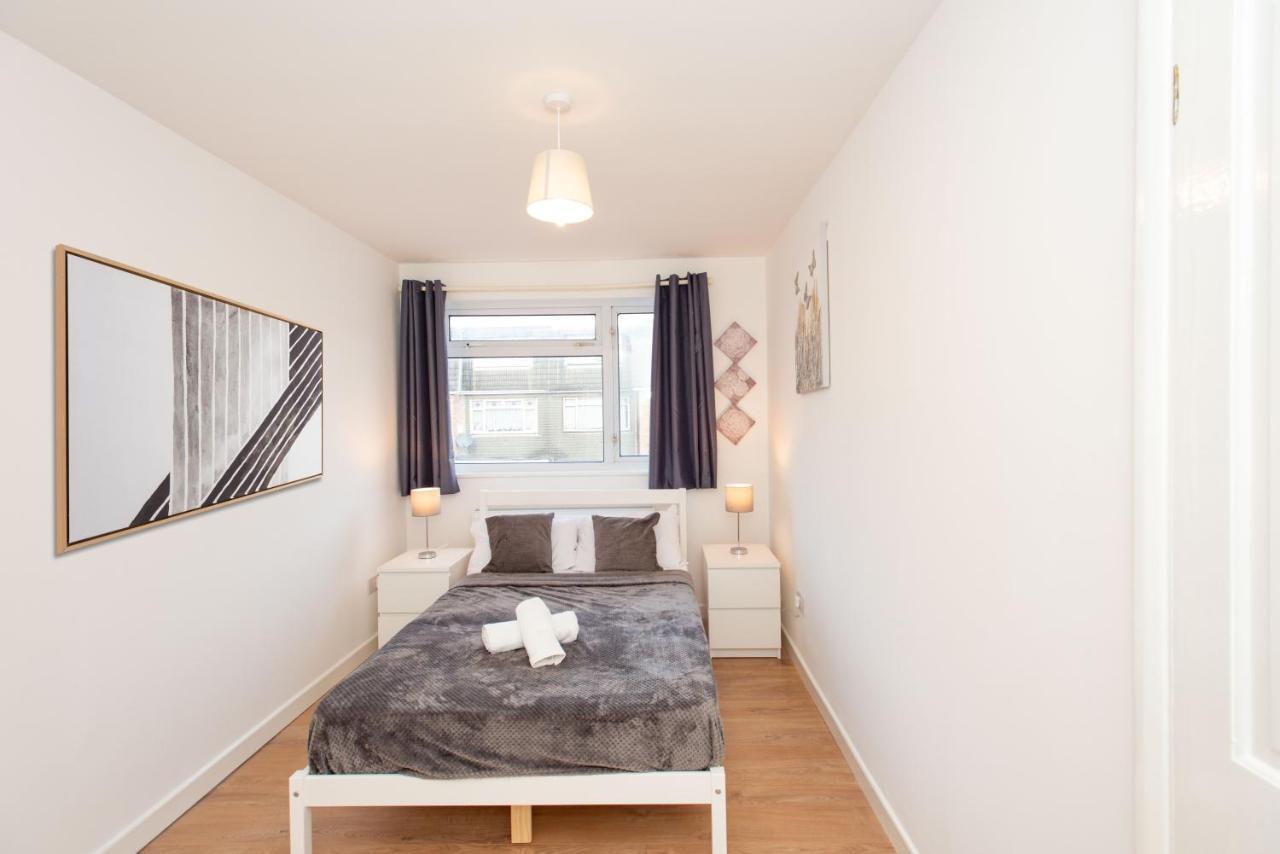 Stunning Four Bedroom House Close To Excel, O2 & Central London With Free Parking Eksteriør bilde